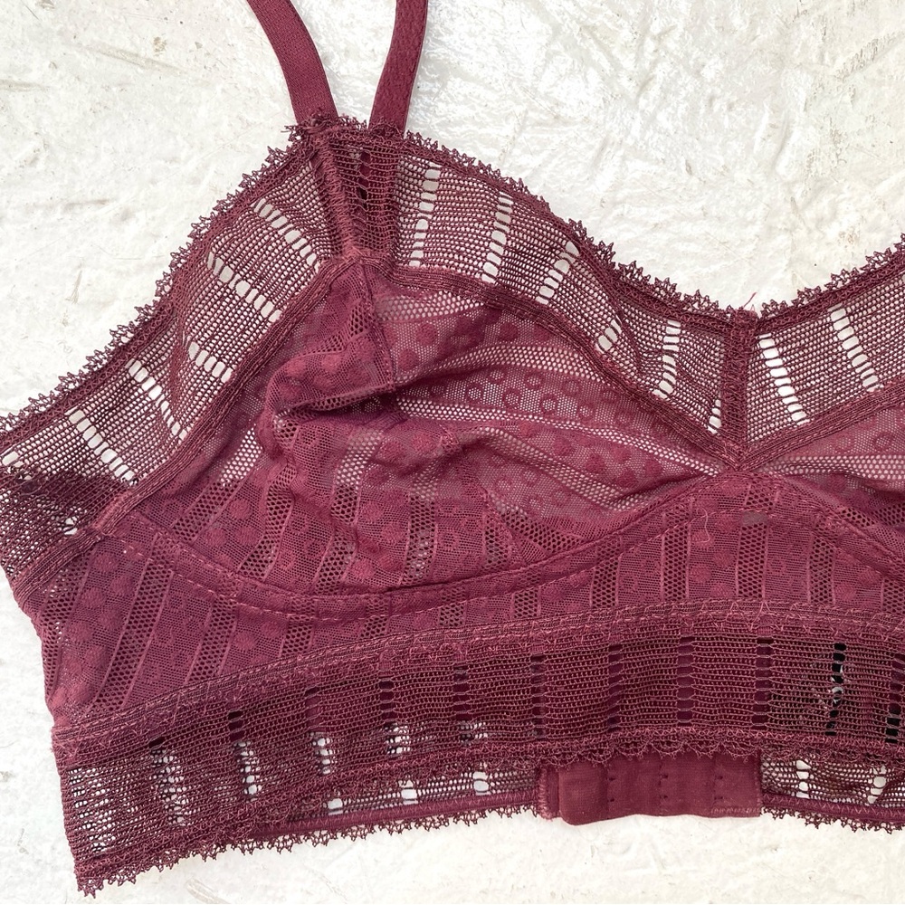 Burgundy Lace Bralette and Panty Set - Picture 3 of 8